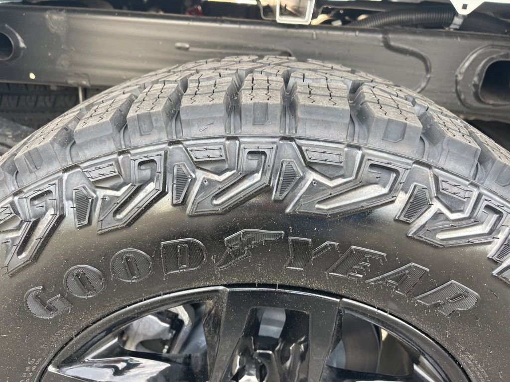 Used 2025 Chevrolet Silverado 1500 Custom Trail Boss image 34