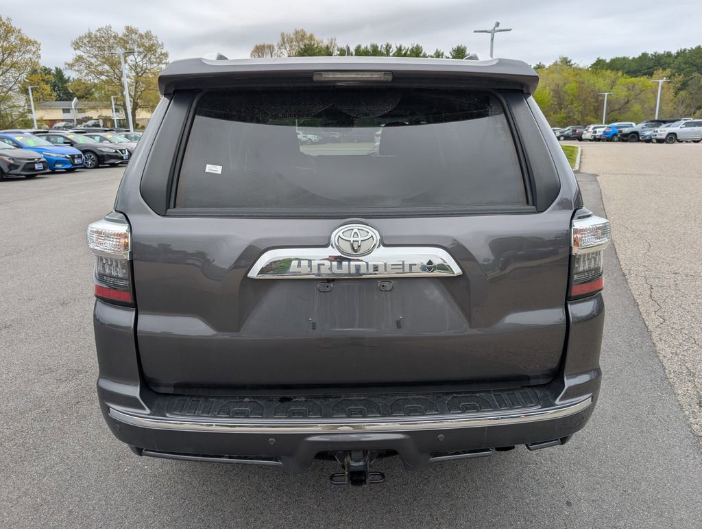 Used 2023 Toyota 4Runner Limited AWD/4WD image 4