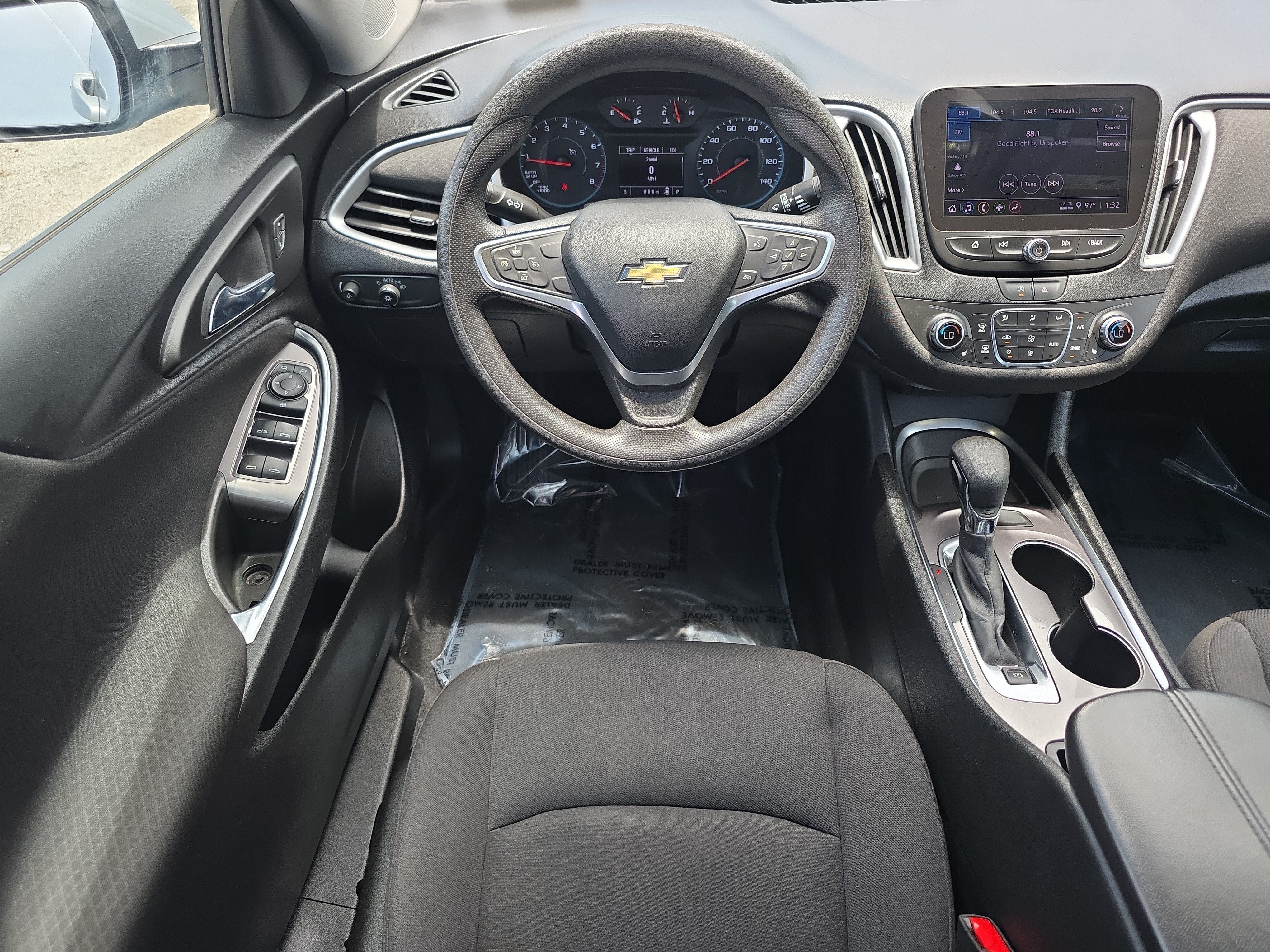 Used 2022 Chevrolet Malibu LT FWD image 18