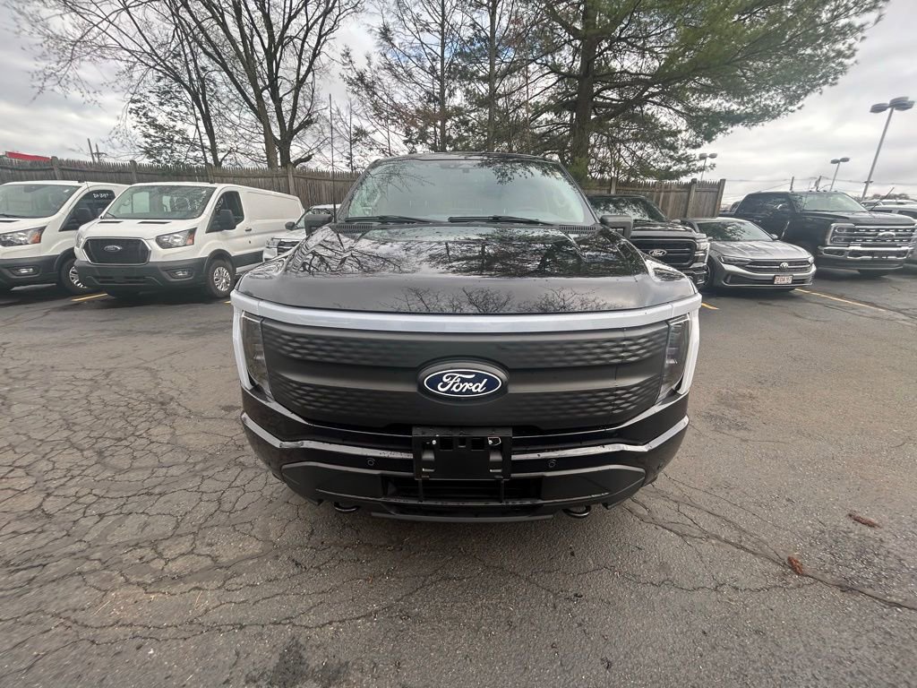 Used 2024 Ford F150 Lightning Flash AWD/4WD image 2