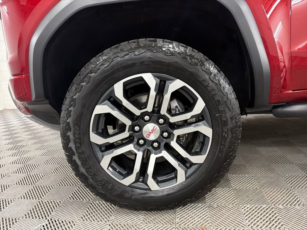 Used 2024 GMC Canyon AT4 w/ AT4 Premium Package image 11