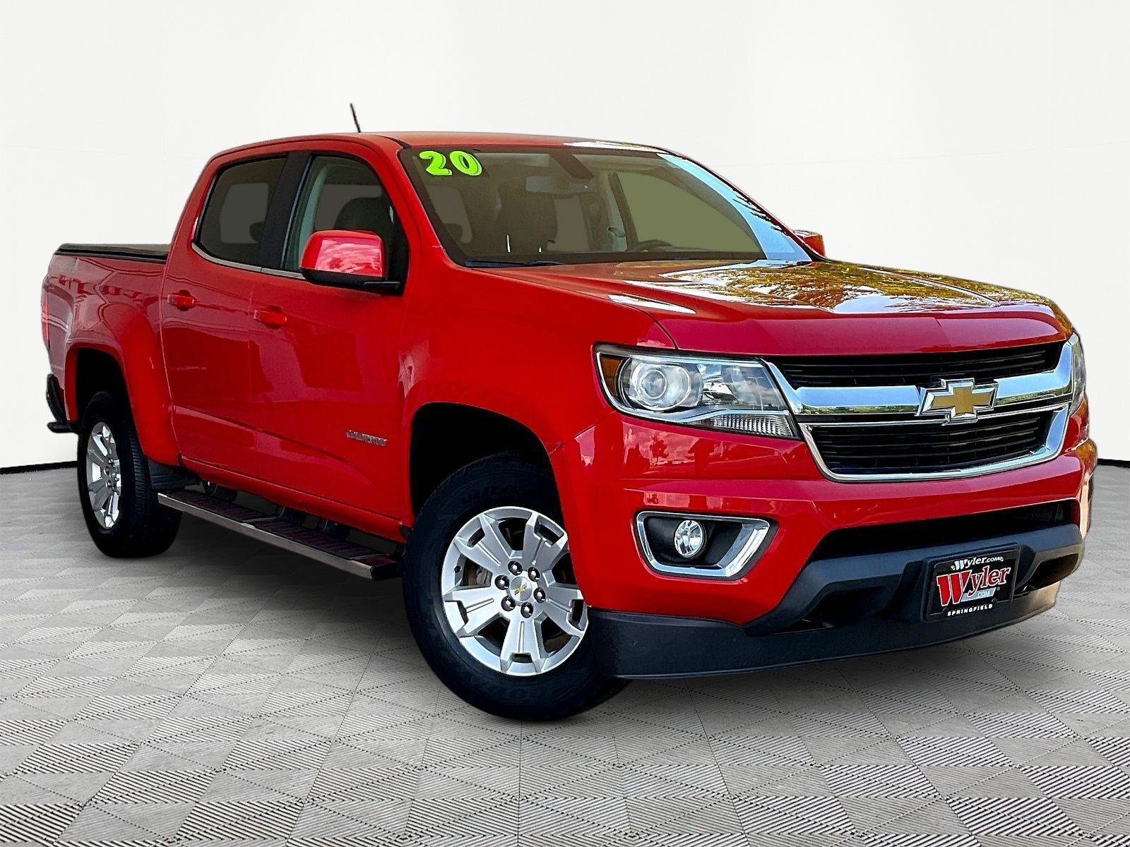 Used 2020 Chevrolet Colorado LT w/ Luxury Package AWD/4WD image 3