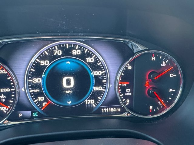 Used 2018 GMC Acadia Denali w/ Technology Package FWD image 11
