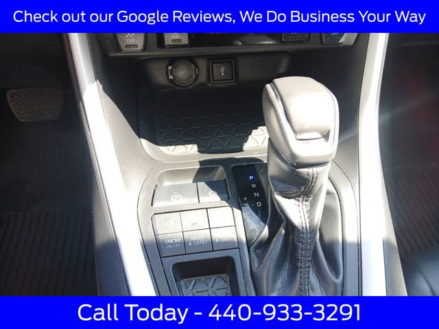 Used 2022 Toyota RAV4 XLE Premium AWD/4WD image 27