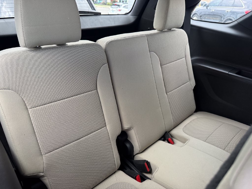 Used 2023 Chevrolet Traverse LS w/ LPO, Cargo Package AWD/4WD image 21