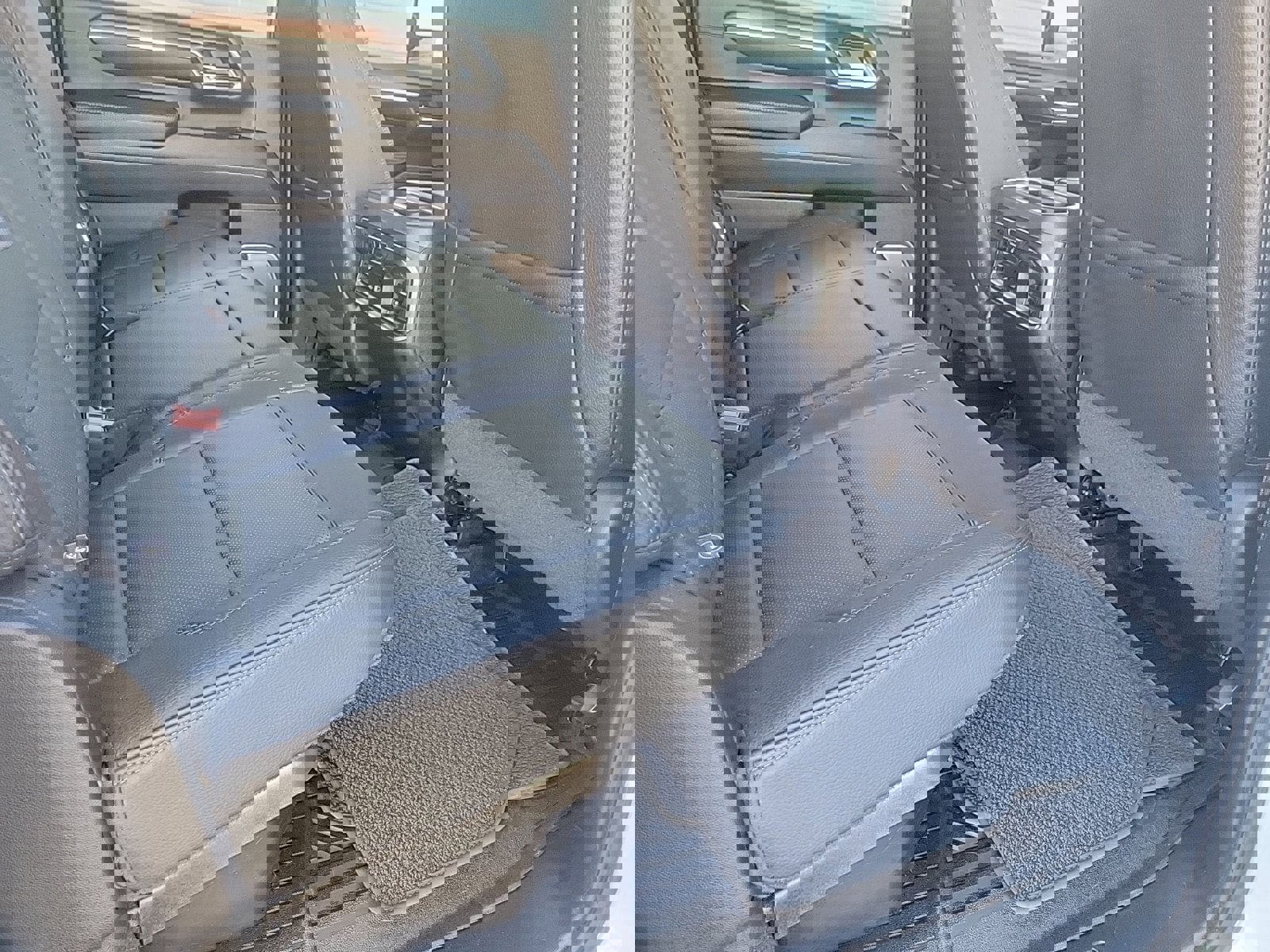 Used 2024 GMC Sierra 2500 Denali w/ Denali Reserve Package image 17