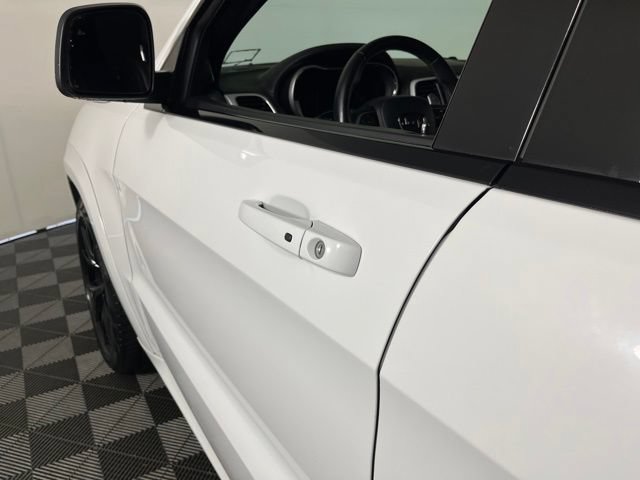 Used 2018 Jeep Grand Cherokee Trackhawk AWD/4WD image 15