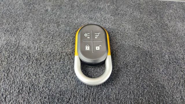 Used 2024 Rivian R1S Adventure AWD/4WD image 62