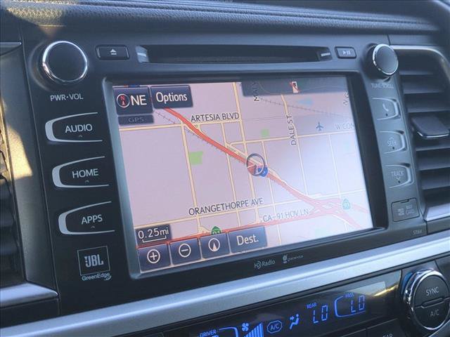 Used 2014 Toyota Highlander Limited w/ Driver Technology Package AWD/4WD image 13