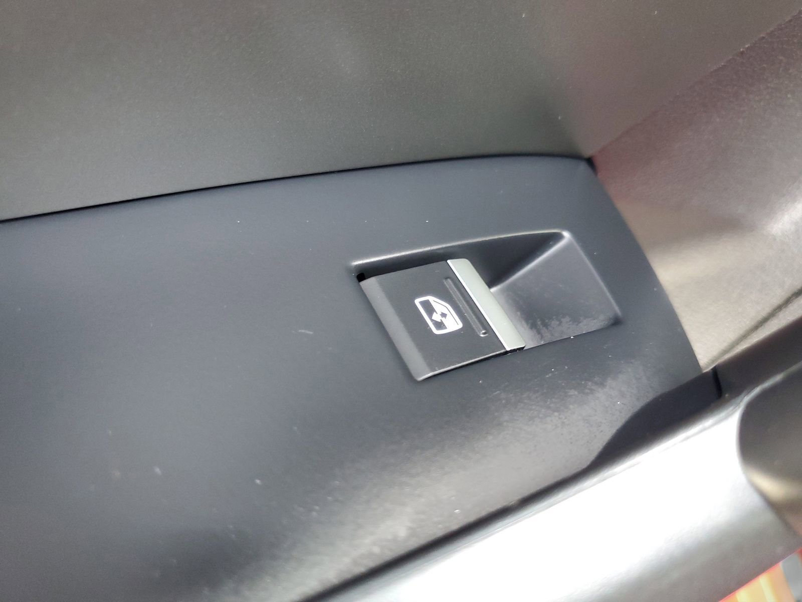 Used 2025 Audi Q3 2.0T Premium w/ Convenience Package image 17