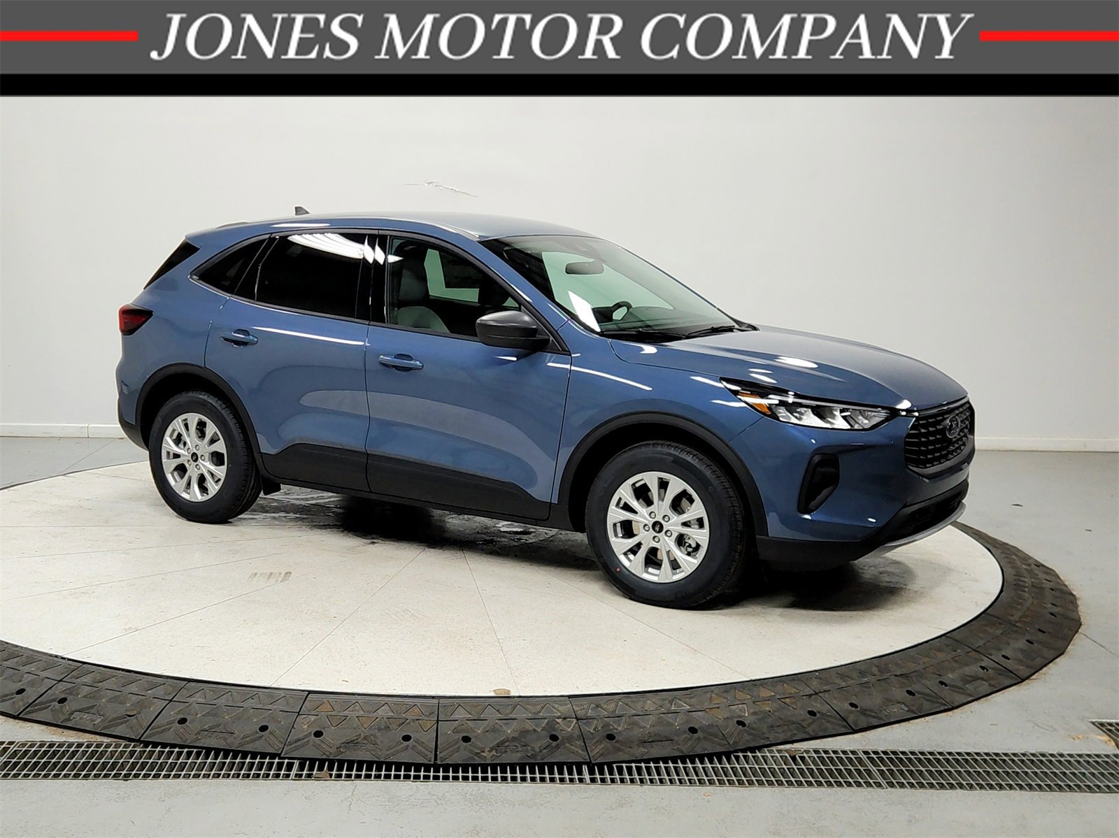 New 2026 Ford Escape Active w/ Cold Weather Package