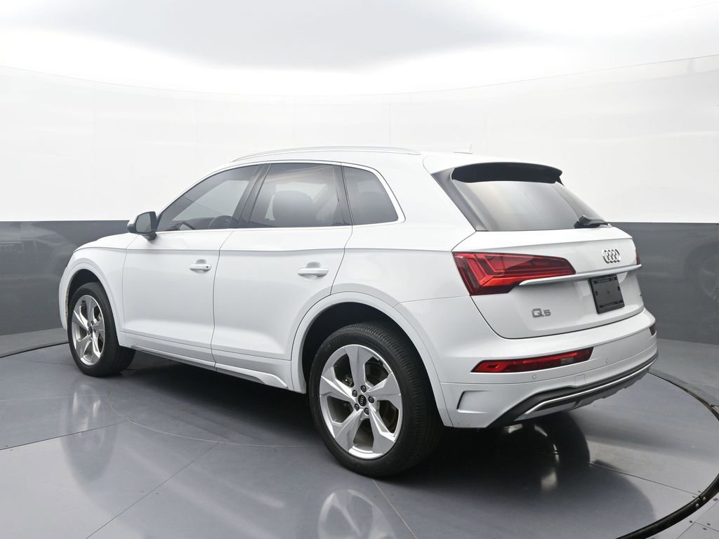 Used 2021 Audi Q5 2.0T Premium Plus w/ Premium Plus Package AWD/4WD image 5