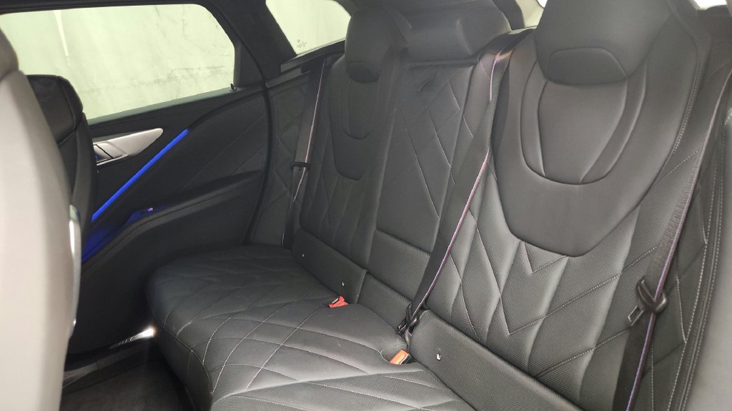 Used 2023 BMW XM AWD/4WD image 44