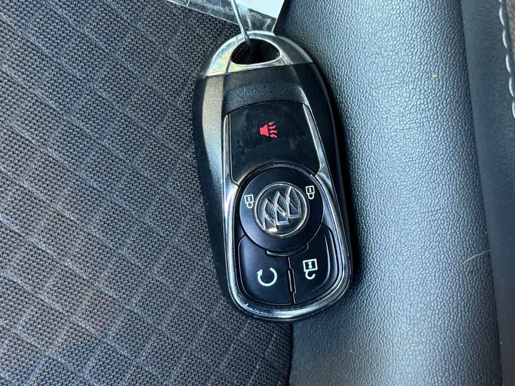 Used 2021 Buick Encore Preferred w/ Safety Package AWD/4WD image 20