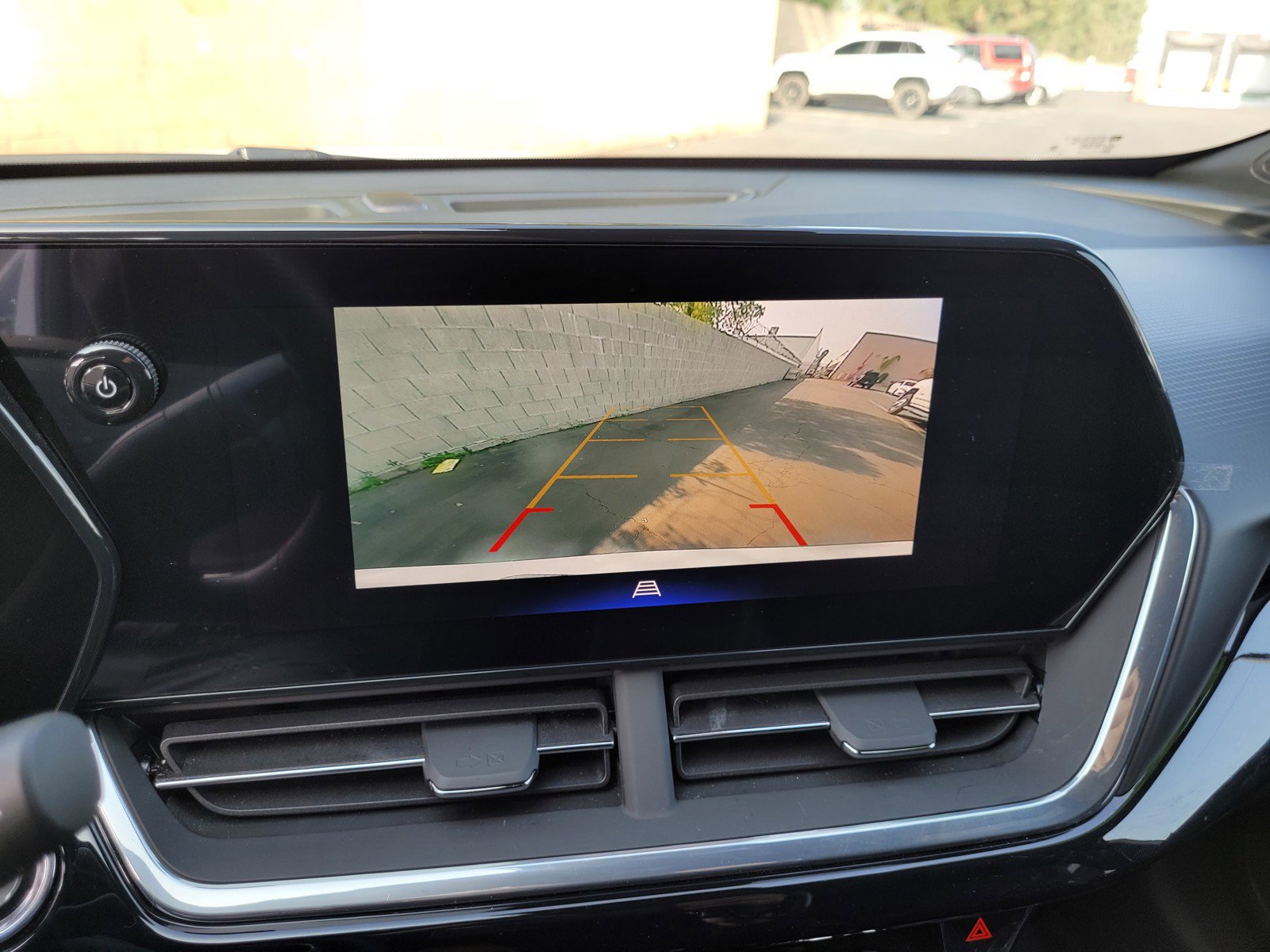 Used 2024 Chevrolet Trax RS image 17