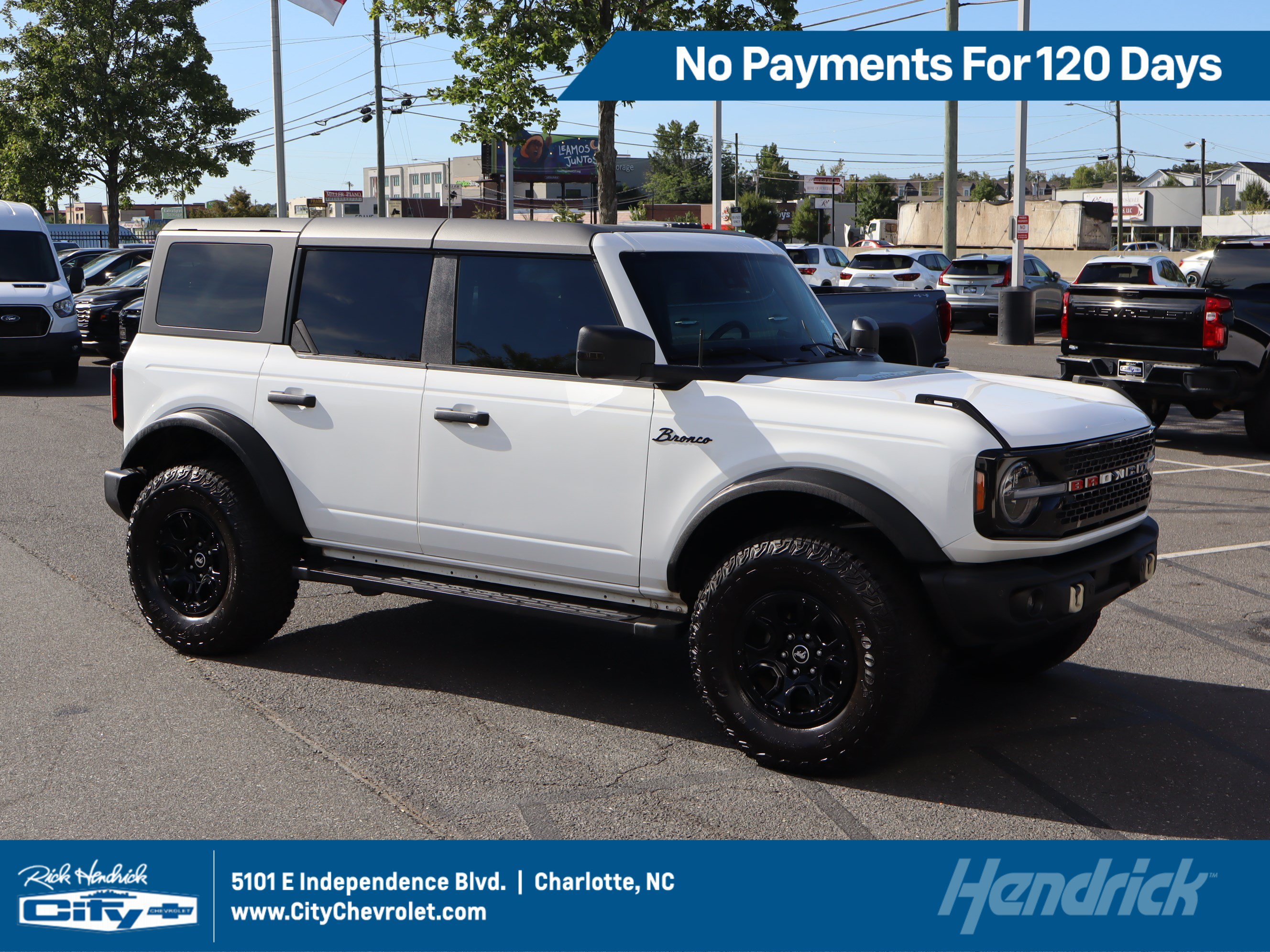 Used 2023 Ford Bronco Wildtrak AWD/4WD image 1