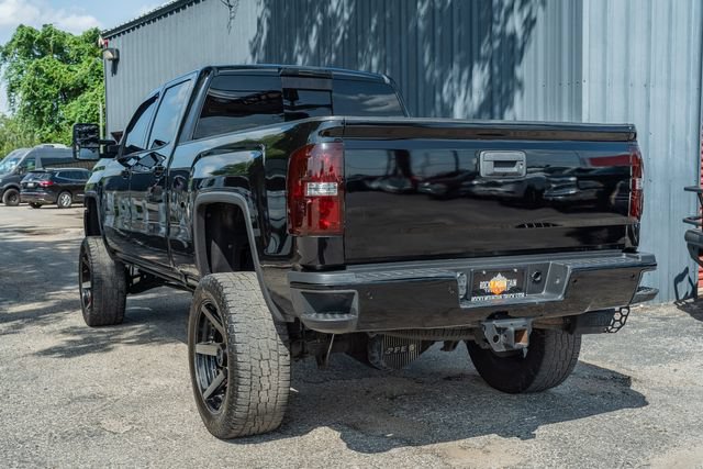 Used 2018 GMC Sierra 2500 Denali w/ Duramax Plus Package AWD/4WD image 4