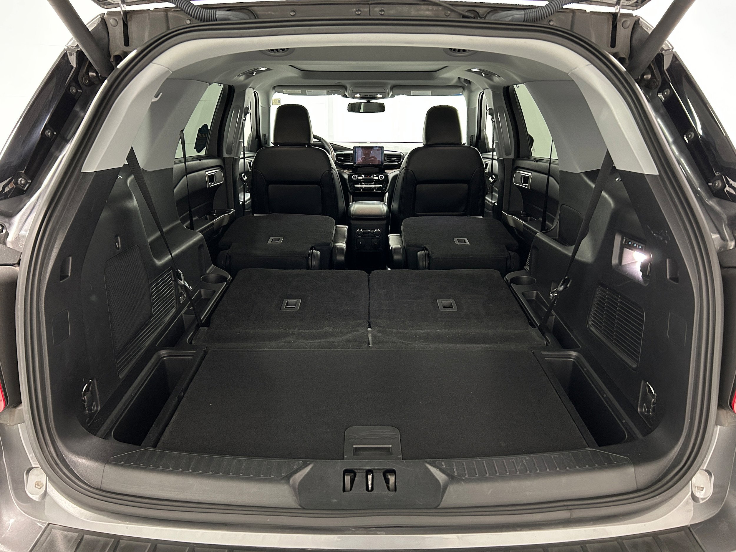 Used 2021 Ford Explorer Limited w/ Equipment Group 301A image 37