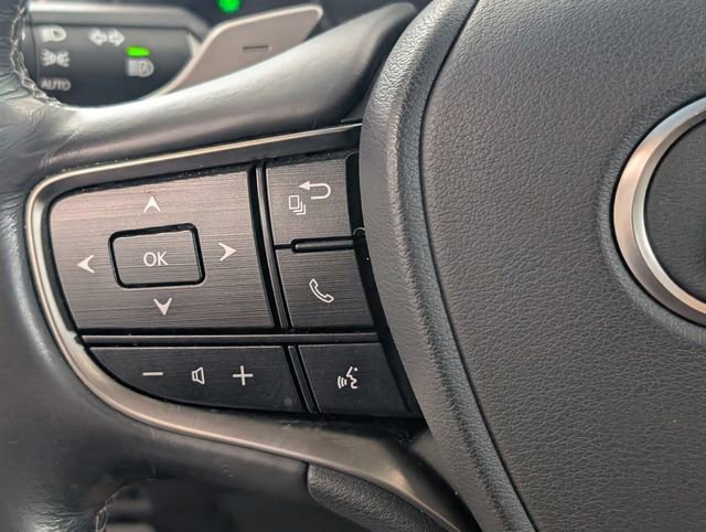 Used 2019 Lexus ES 350 Ultra Luxury w/ Accessory Package 2 image 22