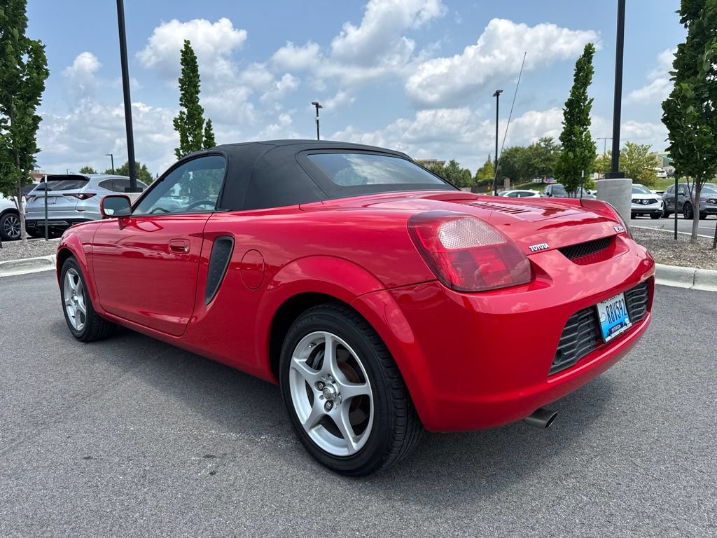 Used 2001 Toyota MR2 RWD image 7