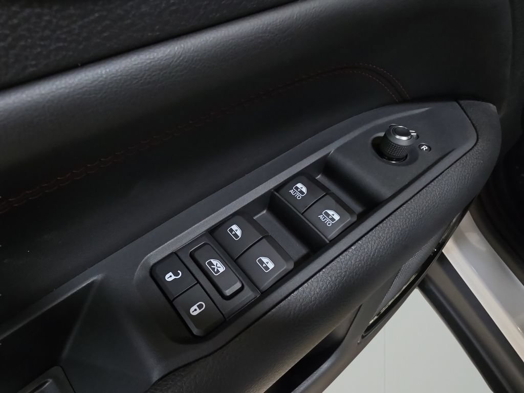 New 2026 Jeep Compass Trailhawk AWD/4WD image 10