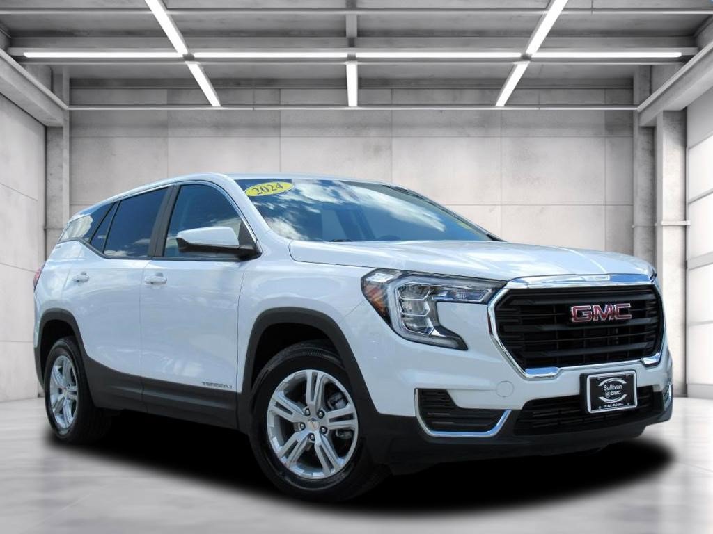 Certified 2024 GMC Terrain SLE image 1