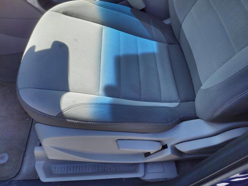 Used 2013 Ford Escape SE FWD image 12