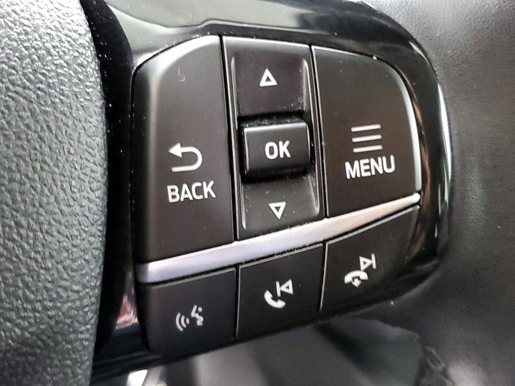 Used 2022 Ford Escape SEL w/ Class II Trailer Tow Package image 29