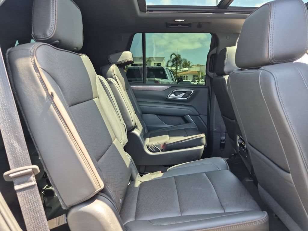 Used 2021 Chevrolet Tahoe High Country RWD image 28