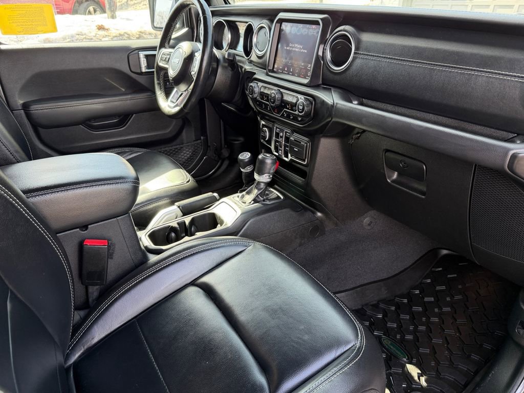 Used 2021 Jeep Wrangler Unlimited Sahara image 34