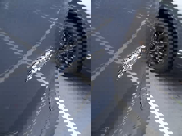 Used 2023 Toyota Corolla Cross L image 18