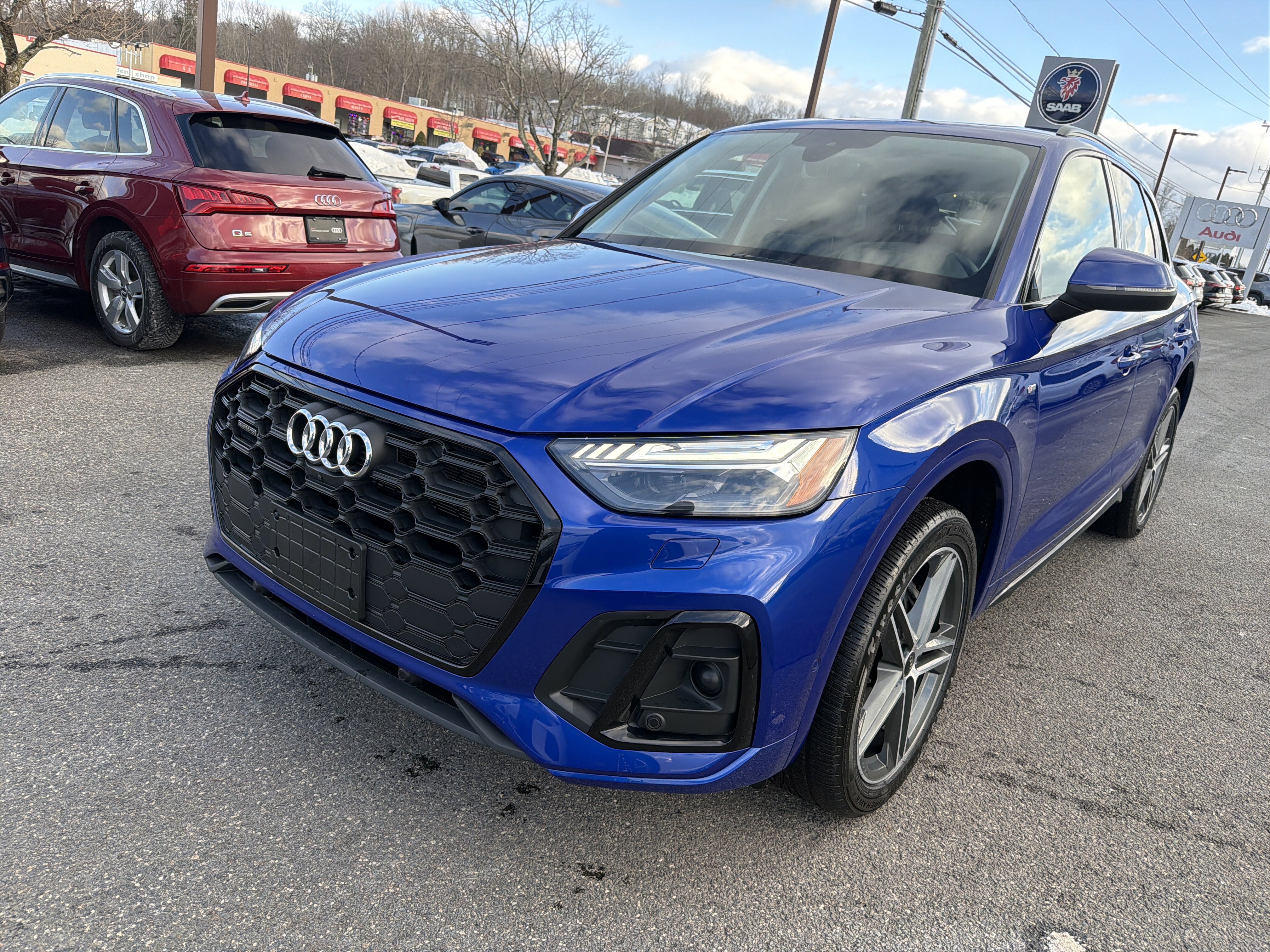 Certified 2023 Audi Q5 e Prestige w/ Prestige Package AWD/4WD image 3
