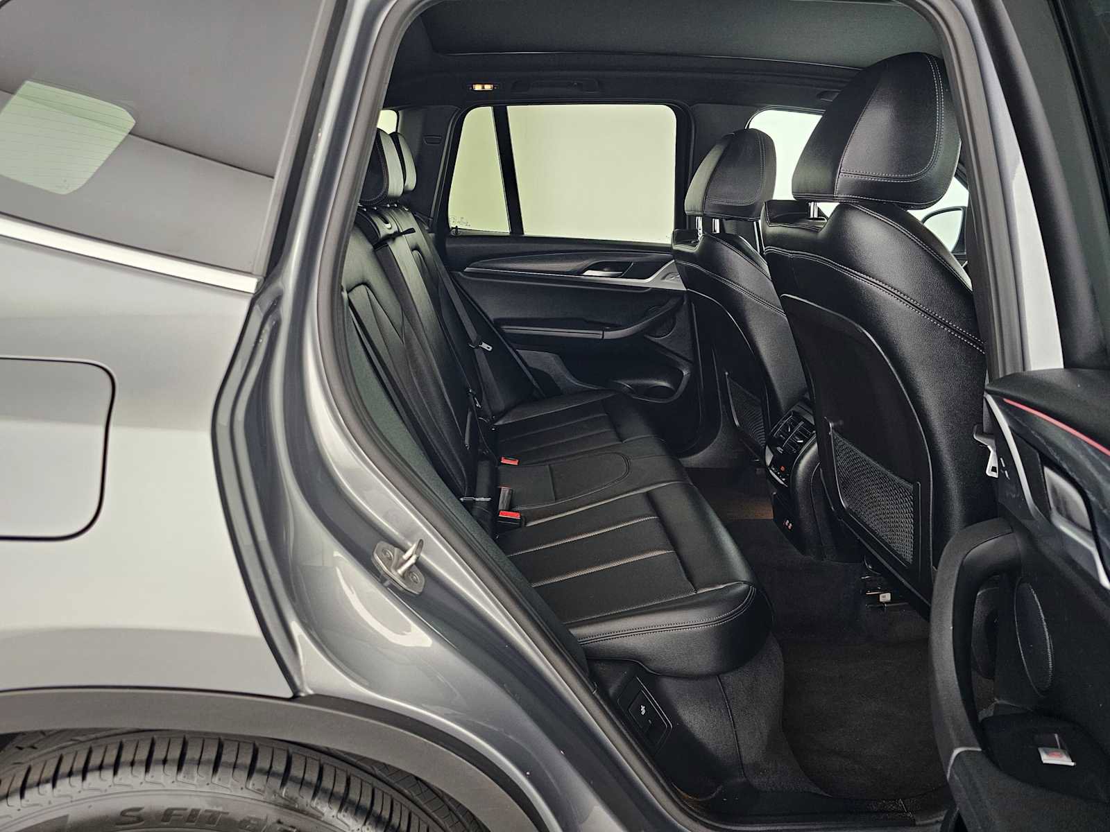 Used 2024 BMW X3 sDrive30i image 12