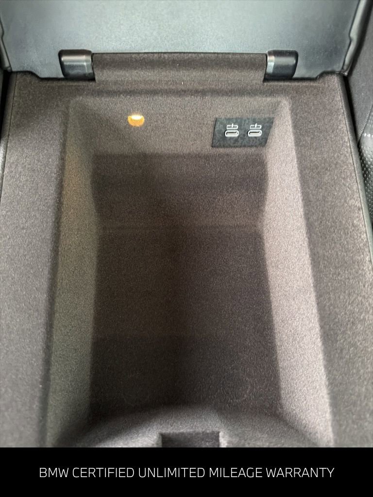 Certified 2024 BMW 760i xDrive w/ Executive Package image 23