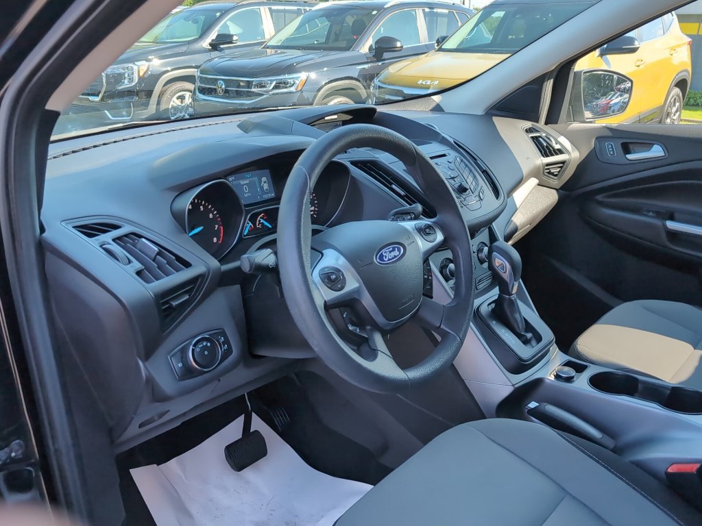 Used 2014 Ford Escape SE FWD image 14