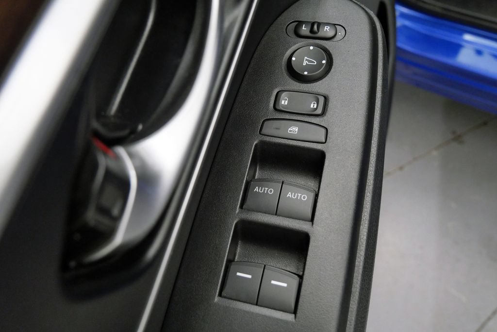 Used 2021 Honda CR-V EX-L image 13