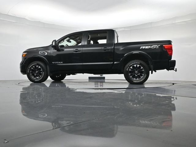 Used 2017 Nissan Titan PRO-4X w/ Pro-4x Convenience Package AWD/4WD image 38