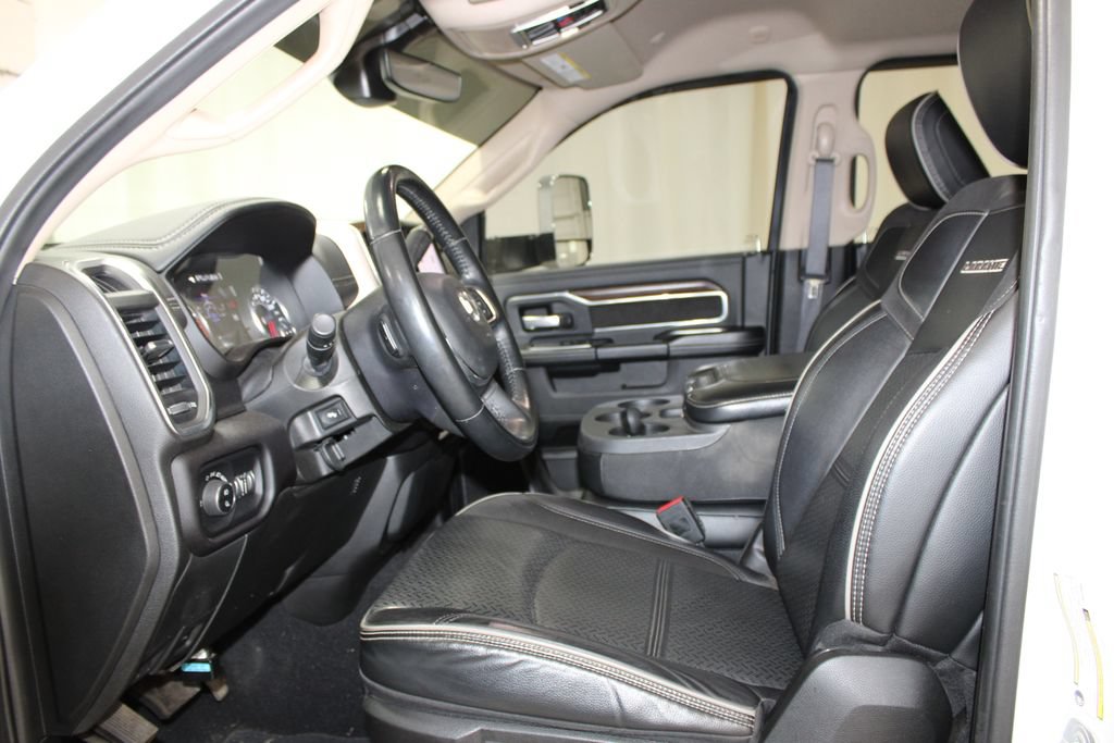 Used 2022 RAM 2500 Laramie AWD/4WD image 38