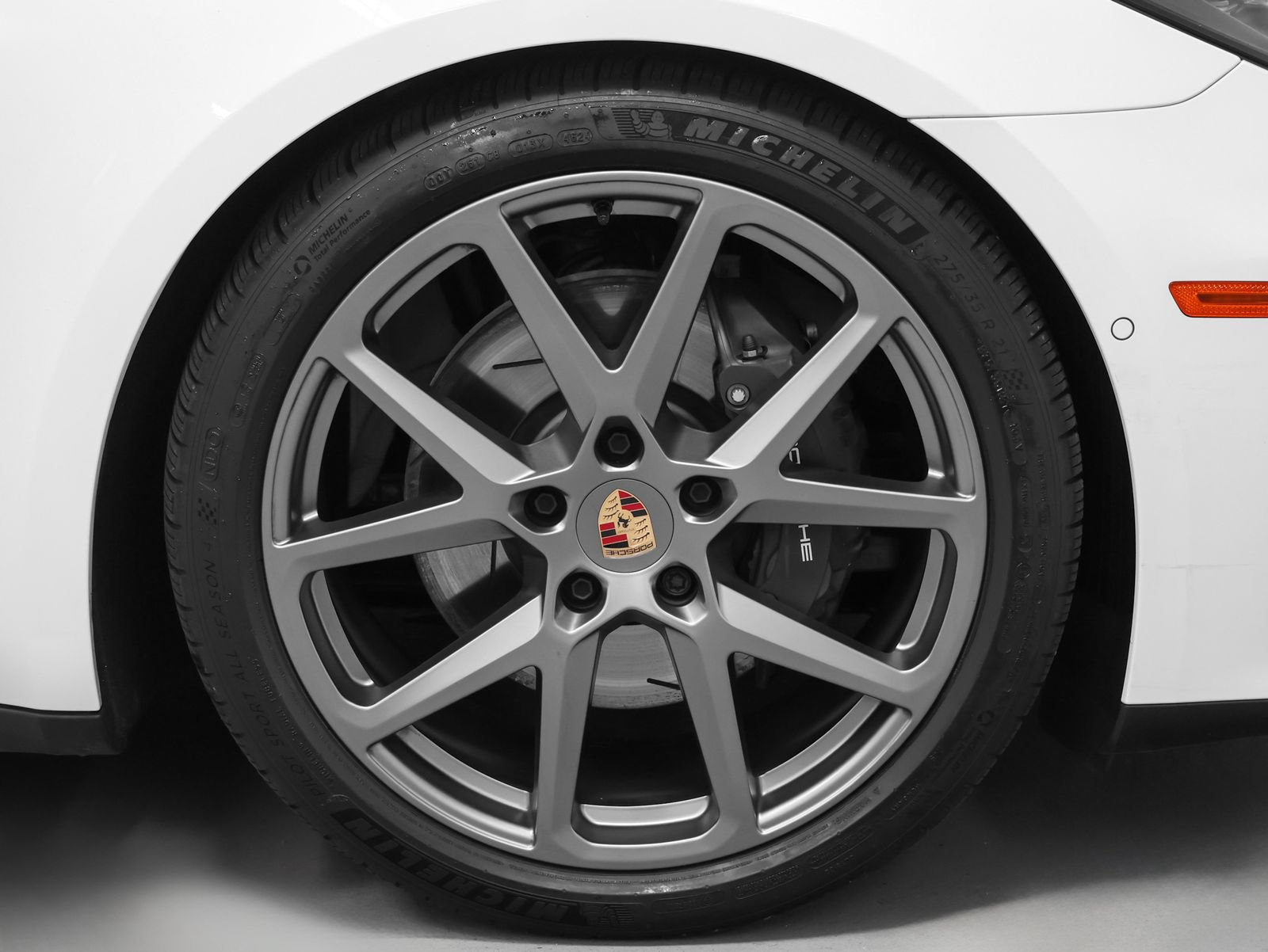 Certified 2025 Porsche Panamera 4 AWD/4WD image 16
