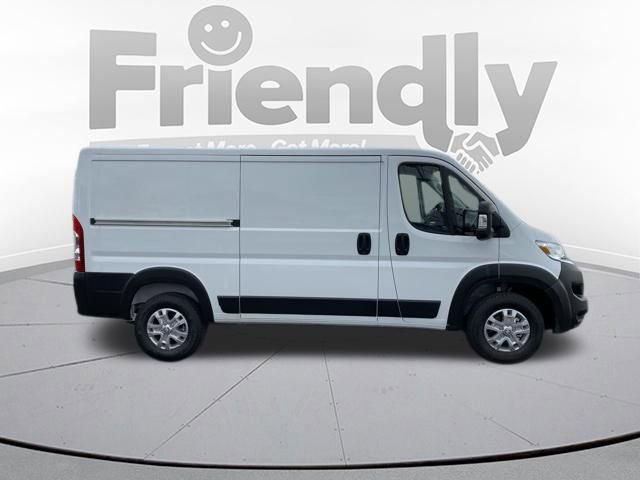 Used 2025 RAM ProMaster 2500 w/ Quick Order Package 22G SLT FWD image 4