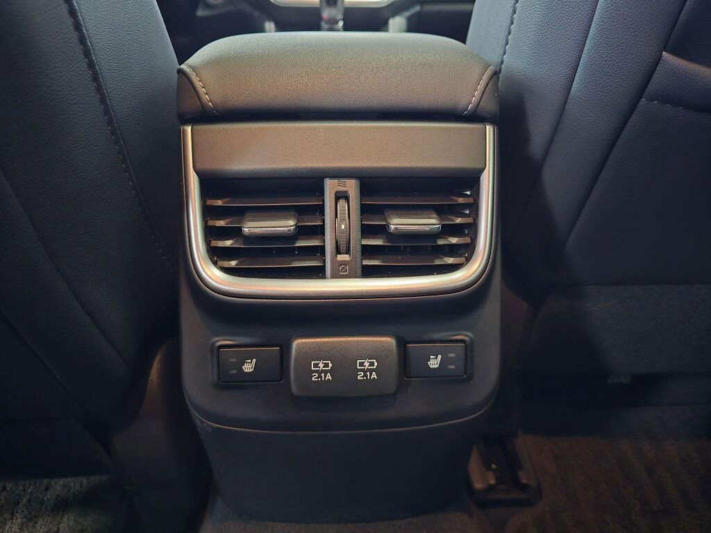 Used 2022 Subaru Outback Limited image 38