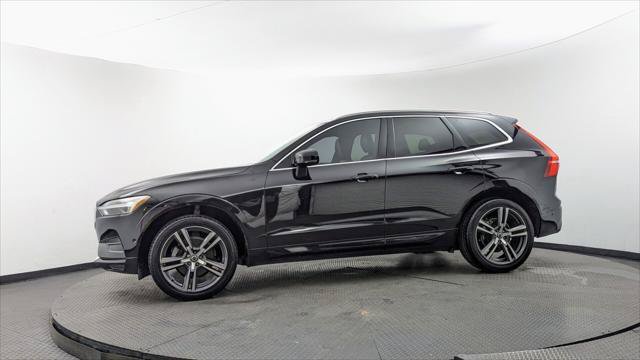 Used 2019 Volvo XC60 T5 Momentum w/ Premium Package FWD image 3