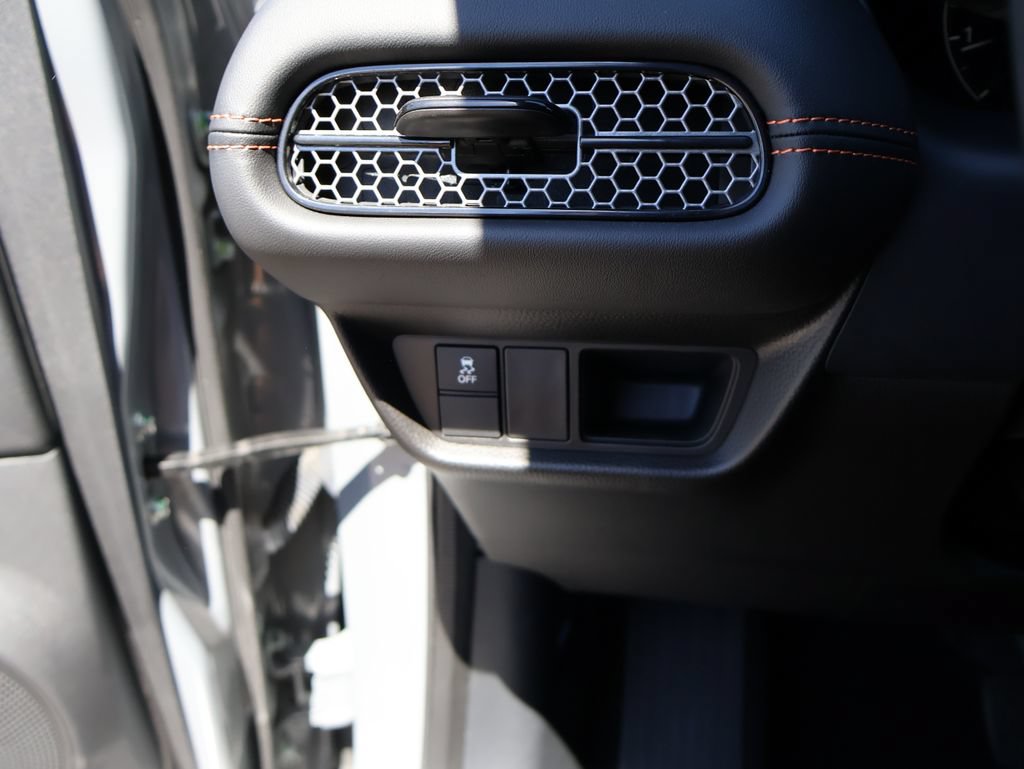 Certified 2024 Honda HR-V Sport image 28