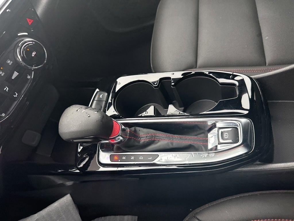 Used 2025 Chevrolet Trax RS w/ Driver Confidence Package image 20