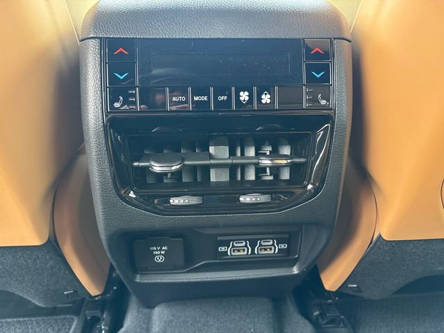 Certified 2025 Jeep Grand Cherokee L Summit w/ Advanced Protech Group IV AWD/4WD image 23