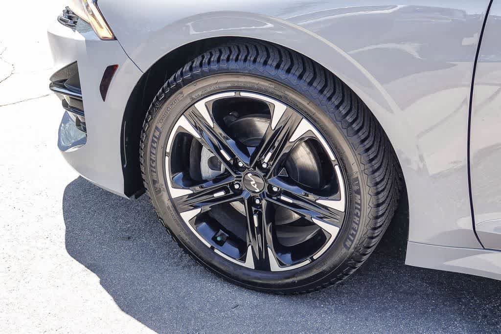 Certified 2024 Kia K5 GT-Line w/ GT-Line Premium Package AWD/4WD image 9