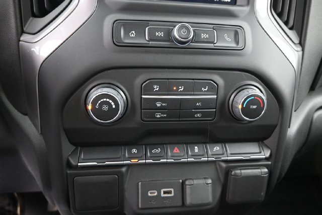 Used 2022 Chevrolet Silverado 1500 Custom w/ Safety Confidence Package AWD/4WD image 34
