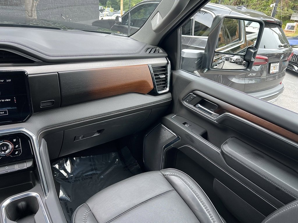 Used 2024 GMC Sierra 3500 Denali w/ Denali Reserve Package image 35