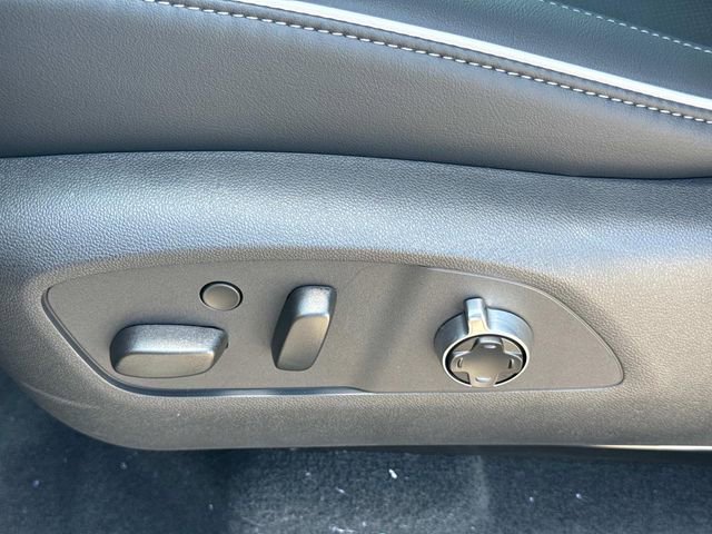 New 2026 Buick Enclave Avenir image 28