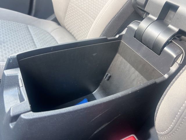 Certified 2022 Ford Escape SE w/ Cold Weather Package AWD/4WD image 16